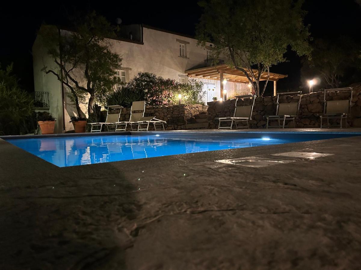 Villa Aromata Trudda Bagian luar foto