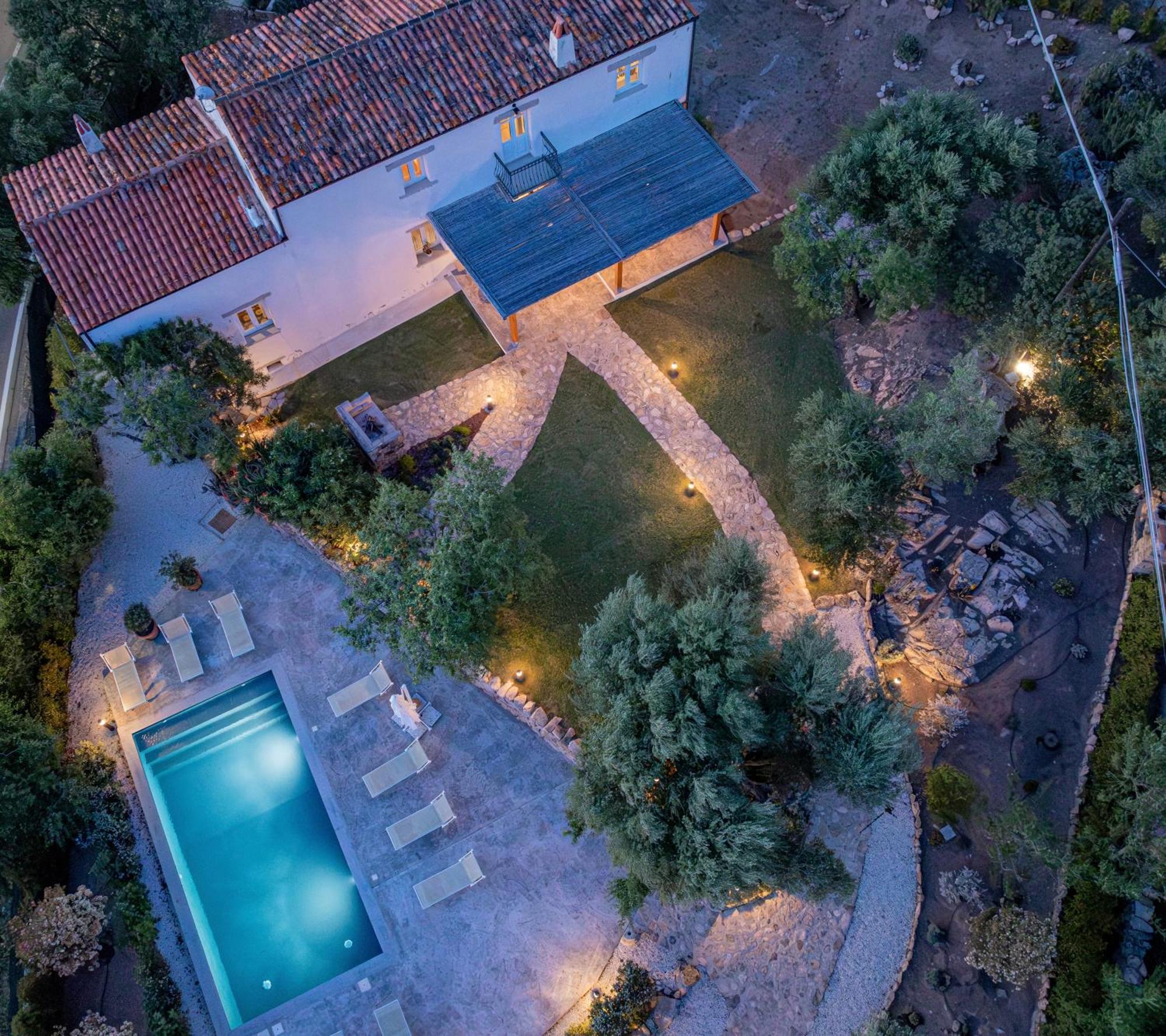 Villa Aromata Trudda Bagian luar foto